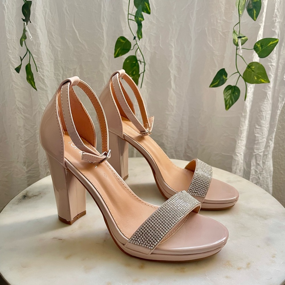 Nude pink Top Moda heels W/ rhinestones